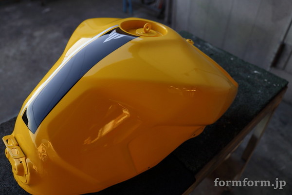 YAMAHA MT-09 FUELTANK PAINT